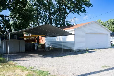 112 E Oliver St, Mansfield, IL 61854 photo 21