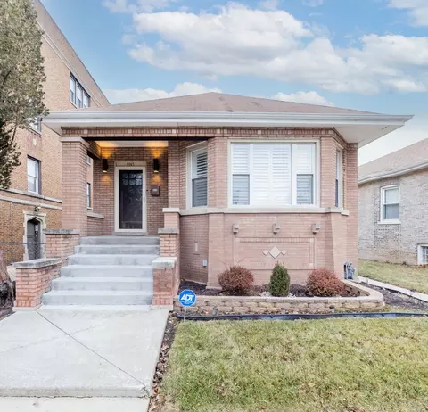 9913 S Charles St, Chicago, IL 60643