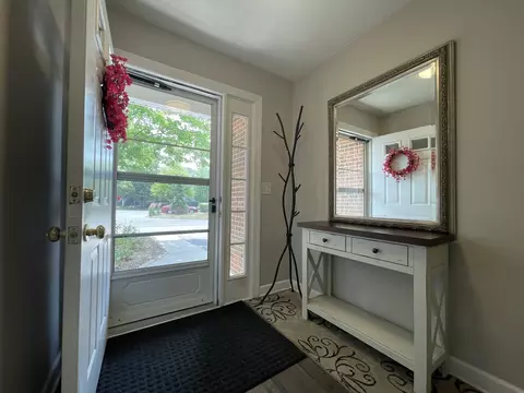 202 E Parallel St #4B, Palatine, IL 60067 photo 2