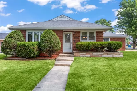 4028 Grant St, Oak Lawn, IL 60453