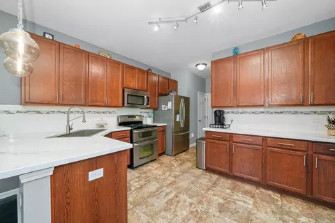 3901 Pratt Ct, Plano, IL 60545 photo 11