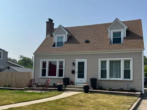 1549 Campbell Ave, Des Plaines, IL 60016