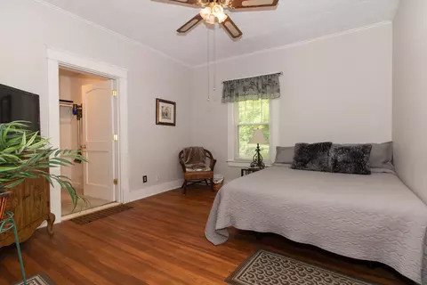 1402 E Jackson St, Bloomington, IL 61701 photo 11