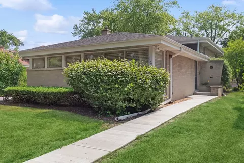 8707 Central Park Ave, Skokie, IL 60076