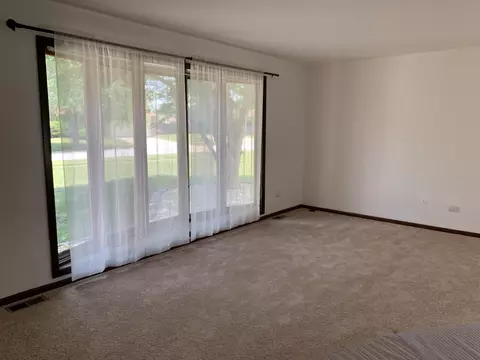 860 Campus Ave, Matteson, IL 60443 photo 5
