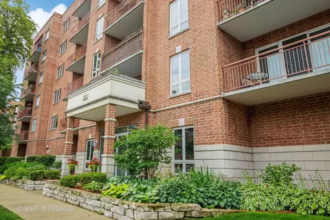 1349 E Washington St #605A, Des Plaines, IL 60016