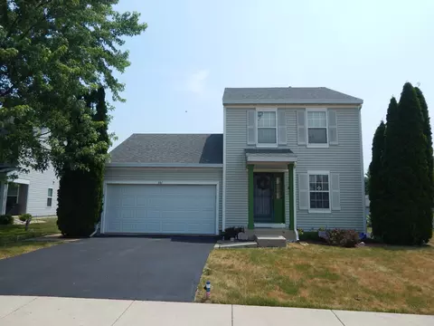 661 Fairview Ln, South Elgin, IL 60177