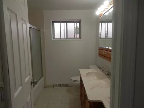 8 E Judith Ann Dr, Mount Prospect, IL 60056 photo 23
