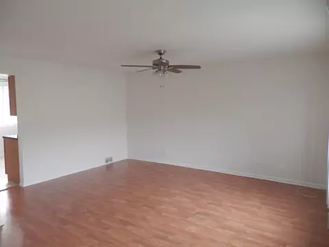 8 E Judith Ann Dr, Mount Prospect, IL 60056 photo 7