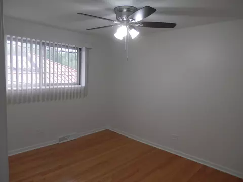 8 E Judith Ann Dr, Mount Prospect, IL 60056 photo 15