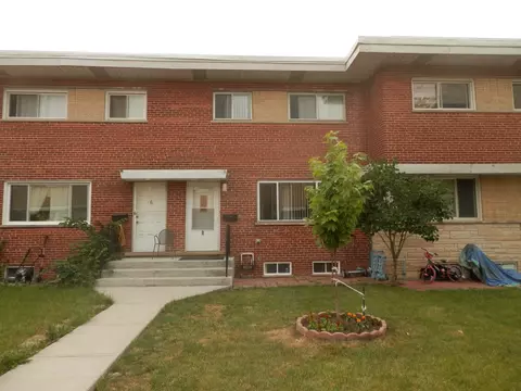 8 E Judith Ann Dr, Mount Prospect, IL 60056 photo 2