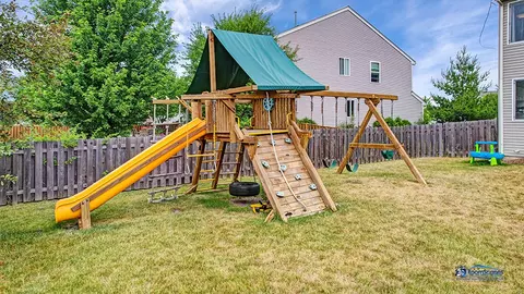 6805 Ayre Dr, Mchenry, IL 60050 photo 37