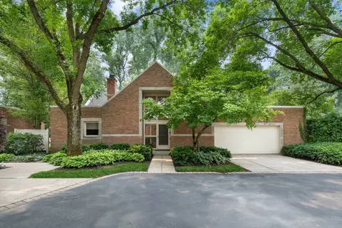 605 Crofton Ave S, Highland Park, IL 60035