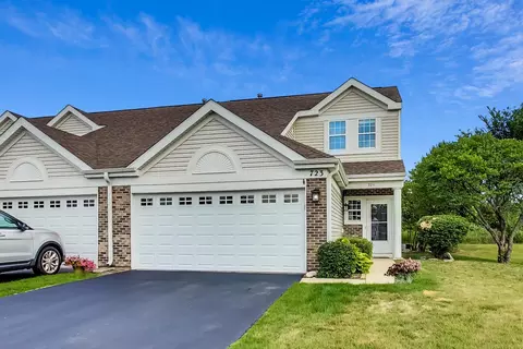 723 Baxter Ct, Lake Villa, IL 60046