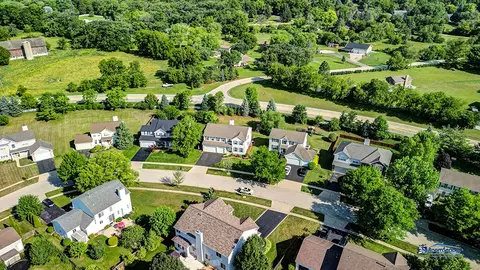 910 Limerick Ln, Mchenry, IL 60050 photo 52
