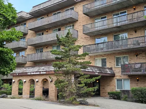 512 Redondo Dr #507, Downers Grove, IL 60516