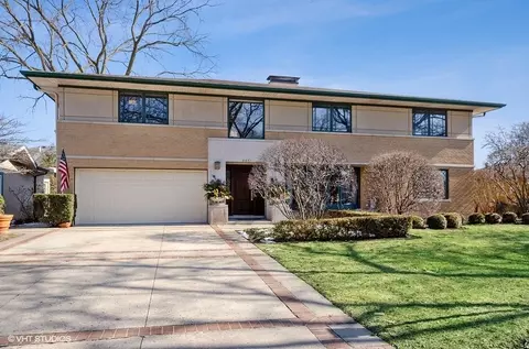 6651 N Minnehaha Ave, Lincolnwood, IL 60712