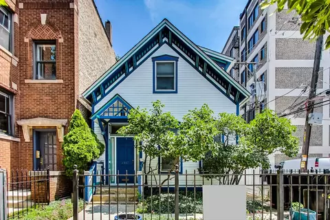 2817 N Burling St, Chicago, IL 60657