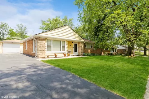 126 Peach St, Park Forest, IL 60466