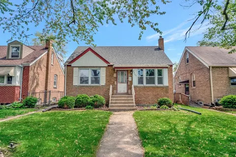 9427 Central Ave, Oak Lawn, IL 60453