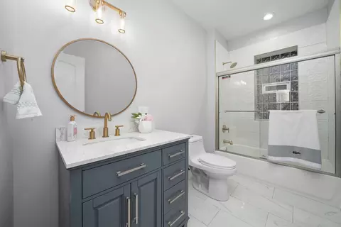 1220 E 71st Pl, Chicago, IL 60619 photo 9