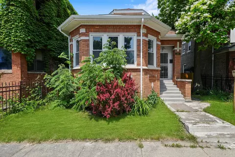 1220 E 71st Pl, Chicago, IL 60619