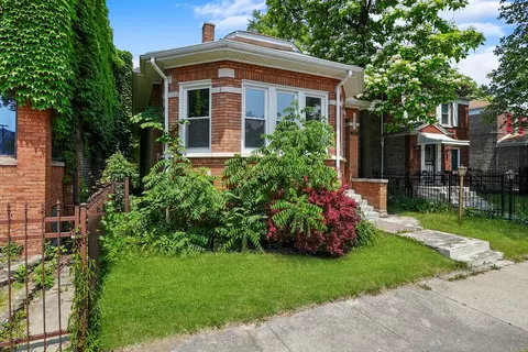 1220 E 71st Pl, Chicago, IL 60619 photo 4