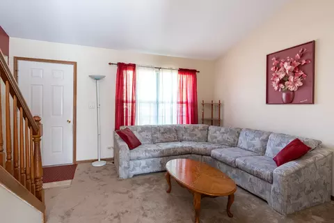 1335 Elder Dr, Aurora, IL 60506 photo 5