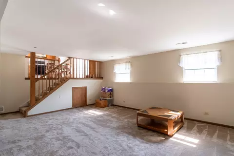 1335 Elder Dr, Aurora, IL 60506 photo 12