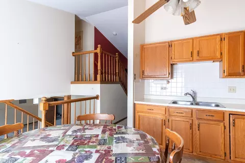 1335 Elder Dr, Aurora, IL 60506 photo 9