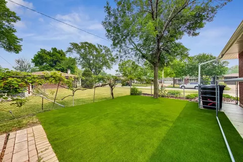 130 Westmere Rd, Des Plaines, IL 60016 photo 37