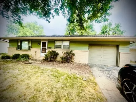 6 Ethell Pkwy, Normal, IL 61761