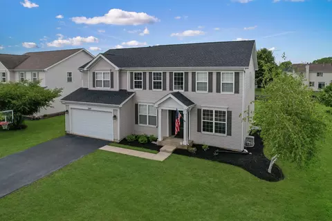 2569 Robert Ln, Montgomery, IL 60538