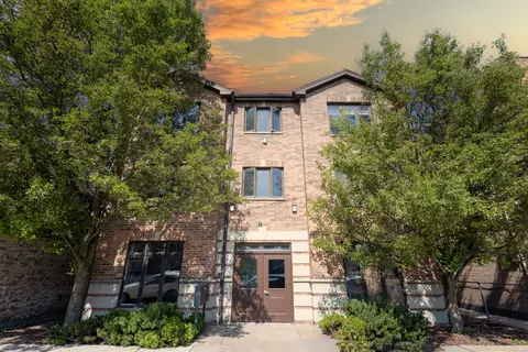 3126 Oak Park Ave #1S, Berwyn, IL 60402