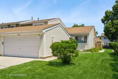 2187 Chadwick Ln, Glendale Heights, IL 60139
