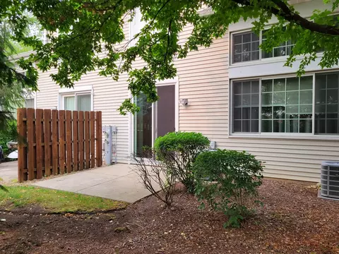 2283 Briar Ct, Hoffman Estates, IL 60169 photo 25