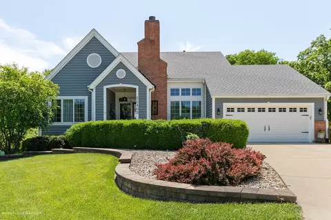 22400 S Newcastle Ct, Shorewood, IL 60404
