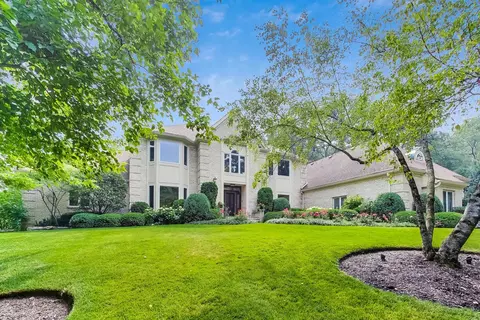 5443 Forrest Trl, Long Grove, IL 60047