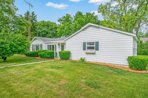 415 N Gage St, Somonauk, IL 60552