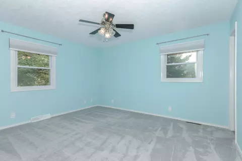 100 Riss Dr, Normal, IL 61761 photo 20