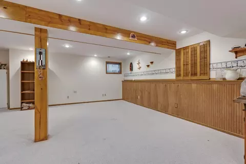 4761 Oregon Trl, Mchenry, IL 60050 photo 16