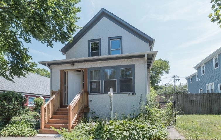 2116 Emerson St