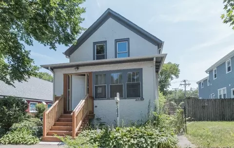2116 Emerson St, Evanston, IL 60201