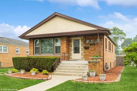 10416 S Keeler Ave, Oak Lawn, IL 60453