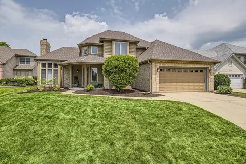 1727 Frost Ln, Naperville, IL 60564