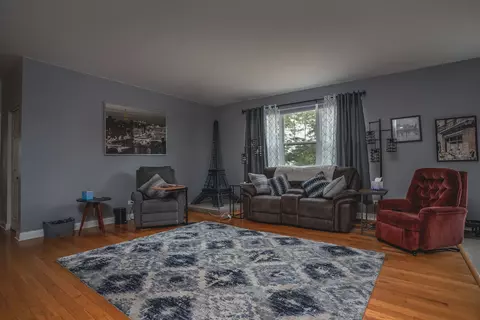 1731 Cashel Ln, Mchenry, IL 60050 photo 2