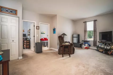 1731 Cashel Ln, Mchenry, IL 60050 photo 16