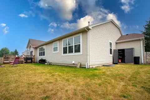 1731 Cashel Ln, Mchenry, IL 60050 photo 23