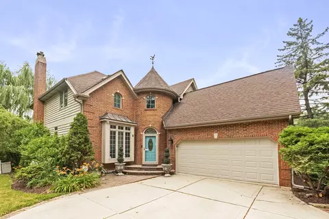 640 Mills St, Hinsdale, IL 60521