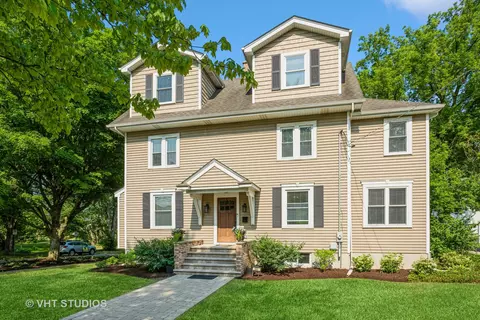 603 S Hale St, Wheaton, IL 60187